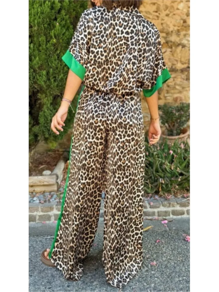 ผู้หญิงฤดูร้อนสบายๆเสือดาวพิมพ์กางเกงชุด Contrast สีขอบเสื้อสเวตเตอร์ถักแขนสั้นกางเกงขากว้าง 2 ชิ้นชุด