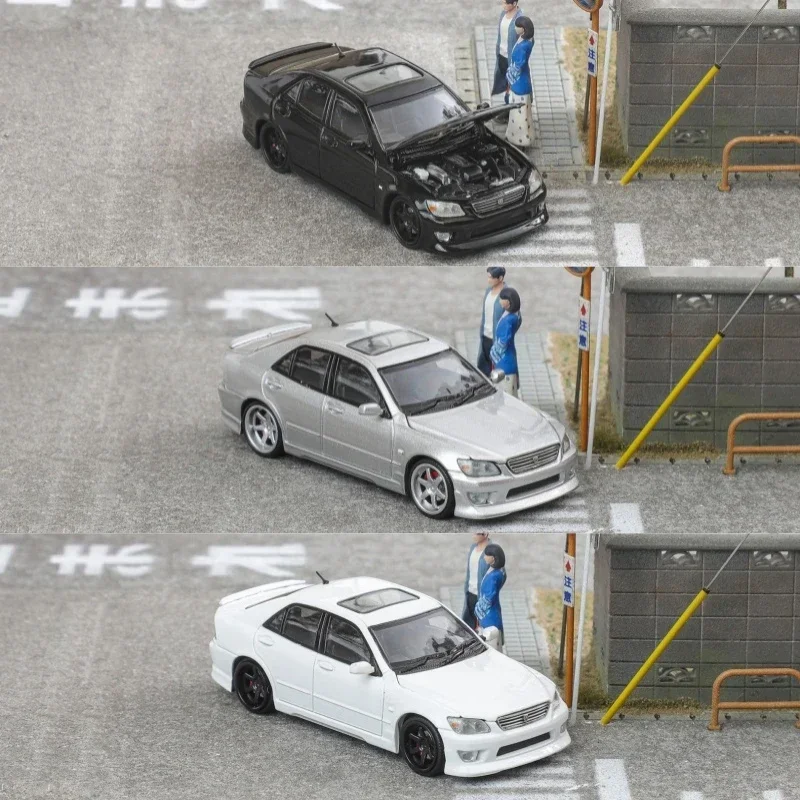 

Focal Horizon FH 1:64 Altezza RS200 SXE10 Die-Cast Car Models
