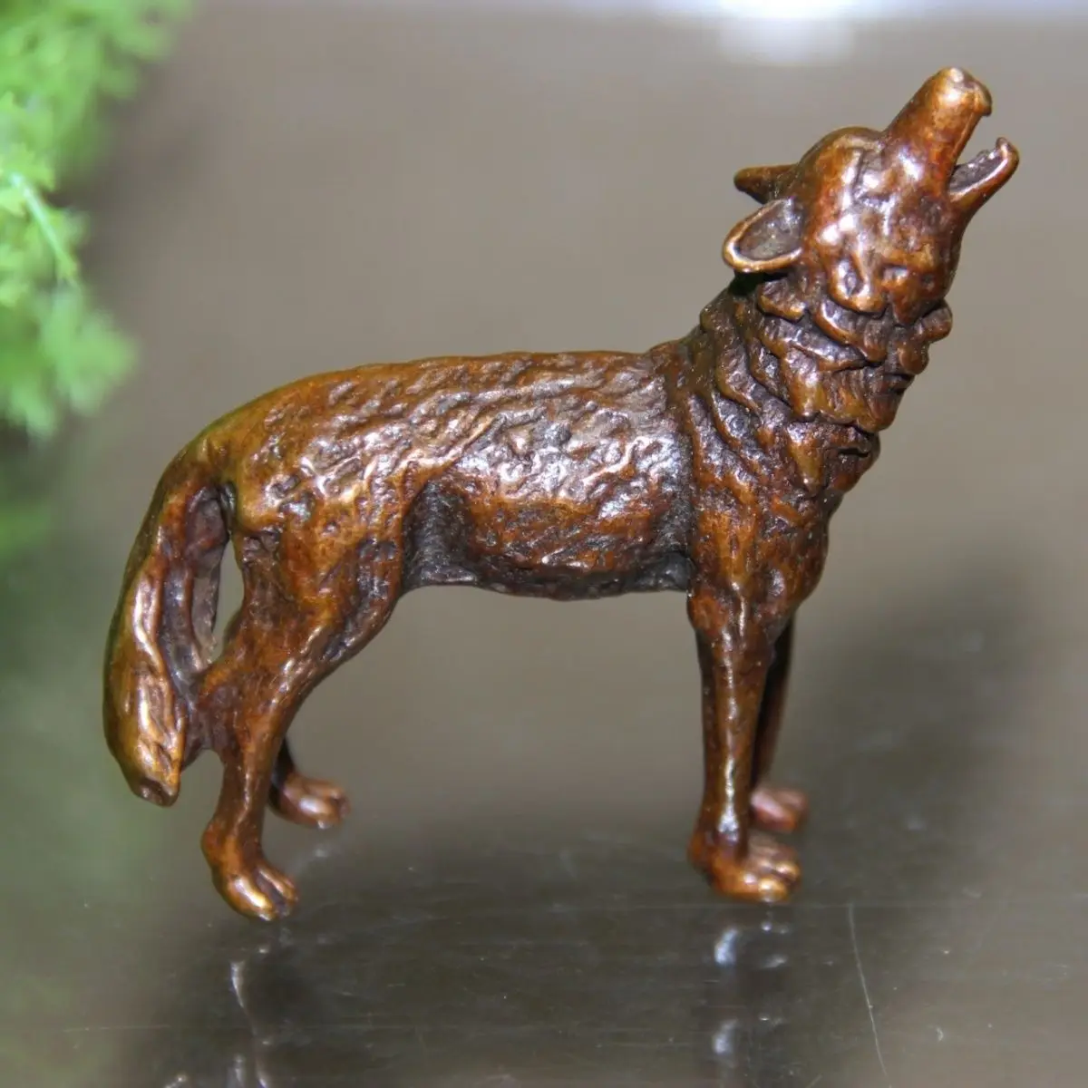 Retro Wolf Ornament Decoration Tea Pet Figurines Desk Decor Accessories