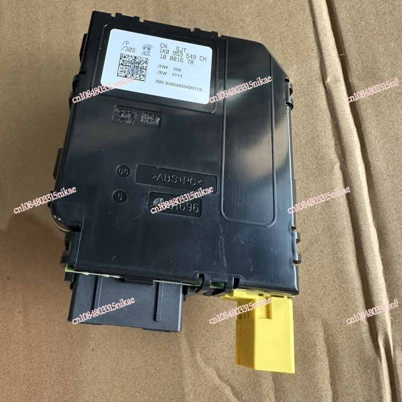 

Multifunction Steering Wheel Module Fits VW Golf MK6, GTI & Jetta MK5 (Part No. 1K0953549CH)