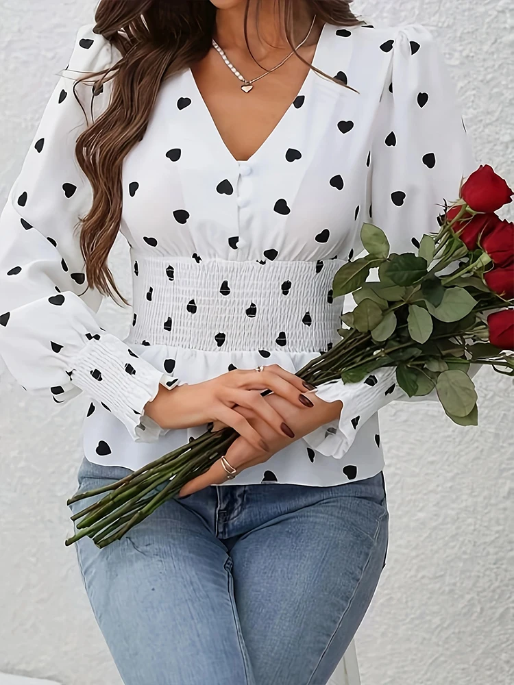 Chemise élégante à col en v pour femmes, mode printemps-été, coupe cintrée à la taille, manches longues, motif cœur, haut chic