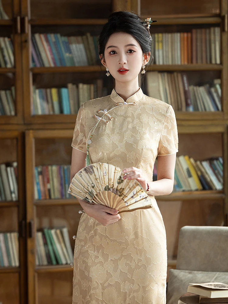 

Новинка: Женская одежда в китайском стиле, цвета гусиного пера, для повседневной носки, с цветочным узором, в стиле Young Sle, средней длины, для осенне-зимнего сезона.