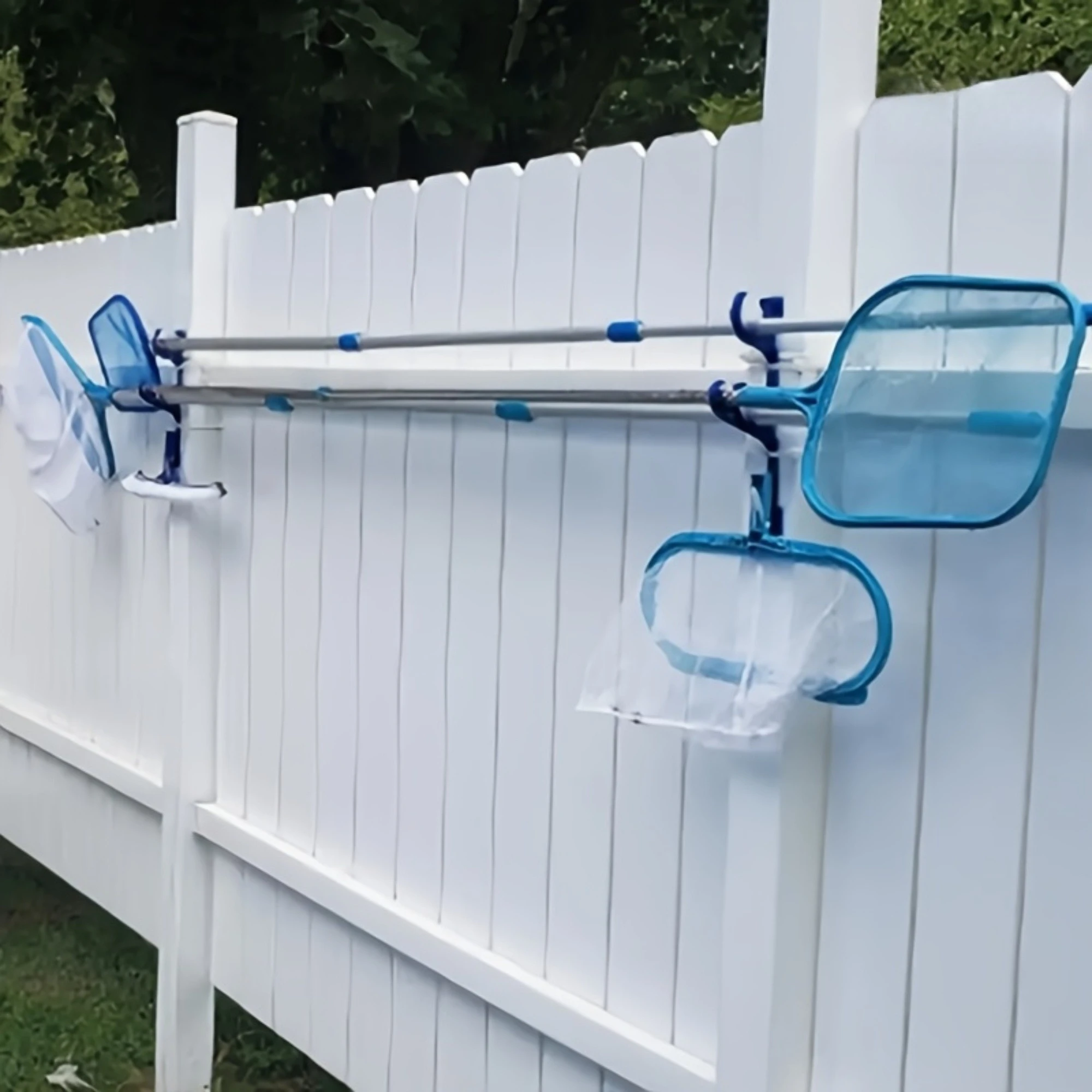 2Pcs PVC Outdoor Pole Hangers, Screw-In Telescopic Hooks, Durable Plastic Holder for Pool Poles, Net Brushes and Garden Hoses