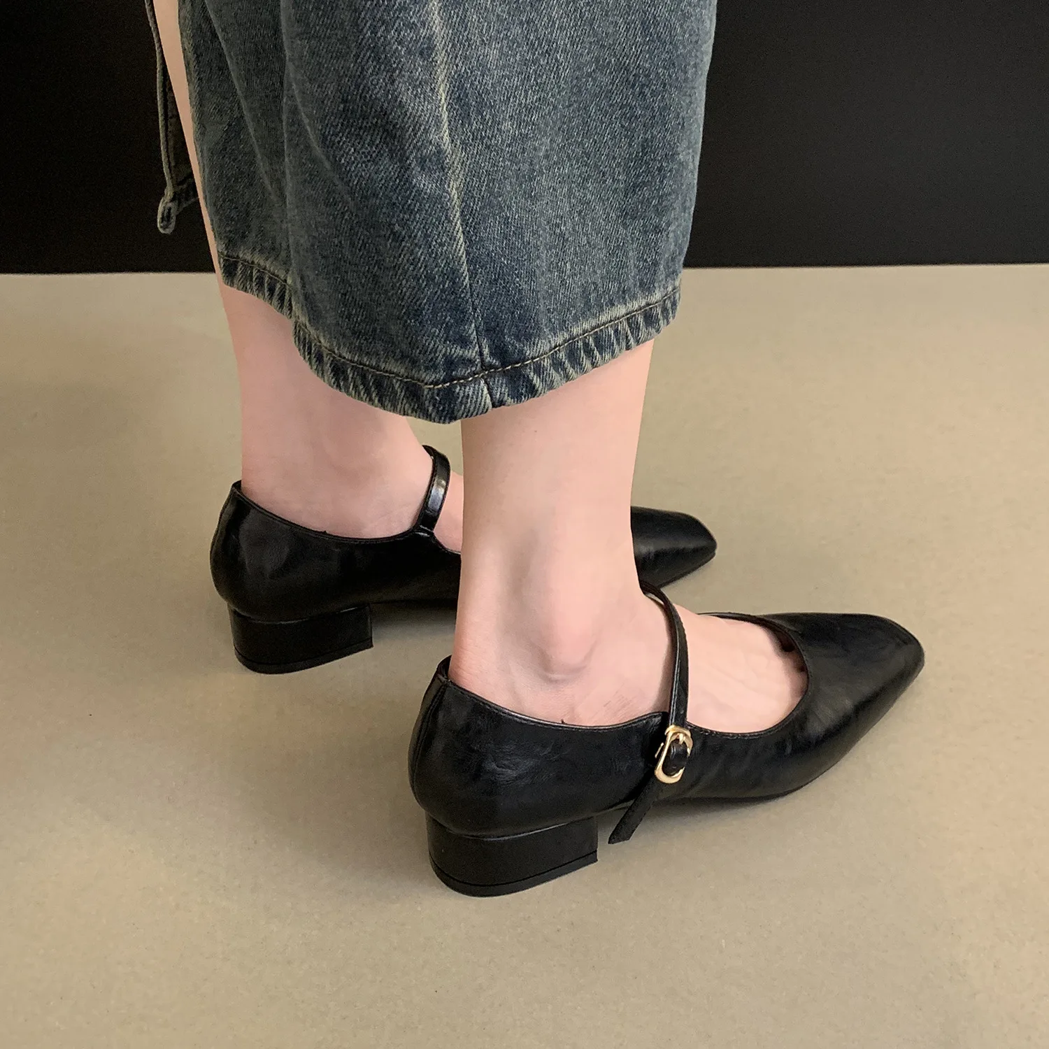 Designer Summers Mules Slippers Women's Fashion Low Heel Shoes Ladies Elegant Party Dress Slides Sandalias spring autumn 2024 view 4