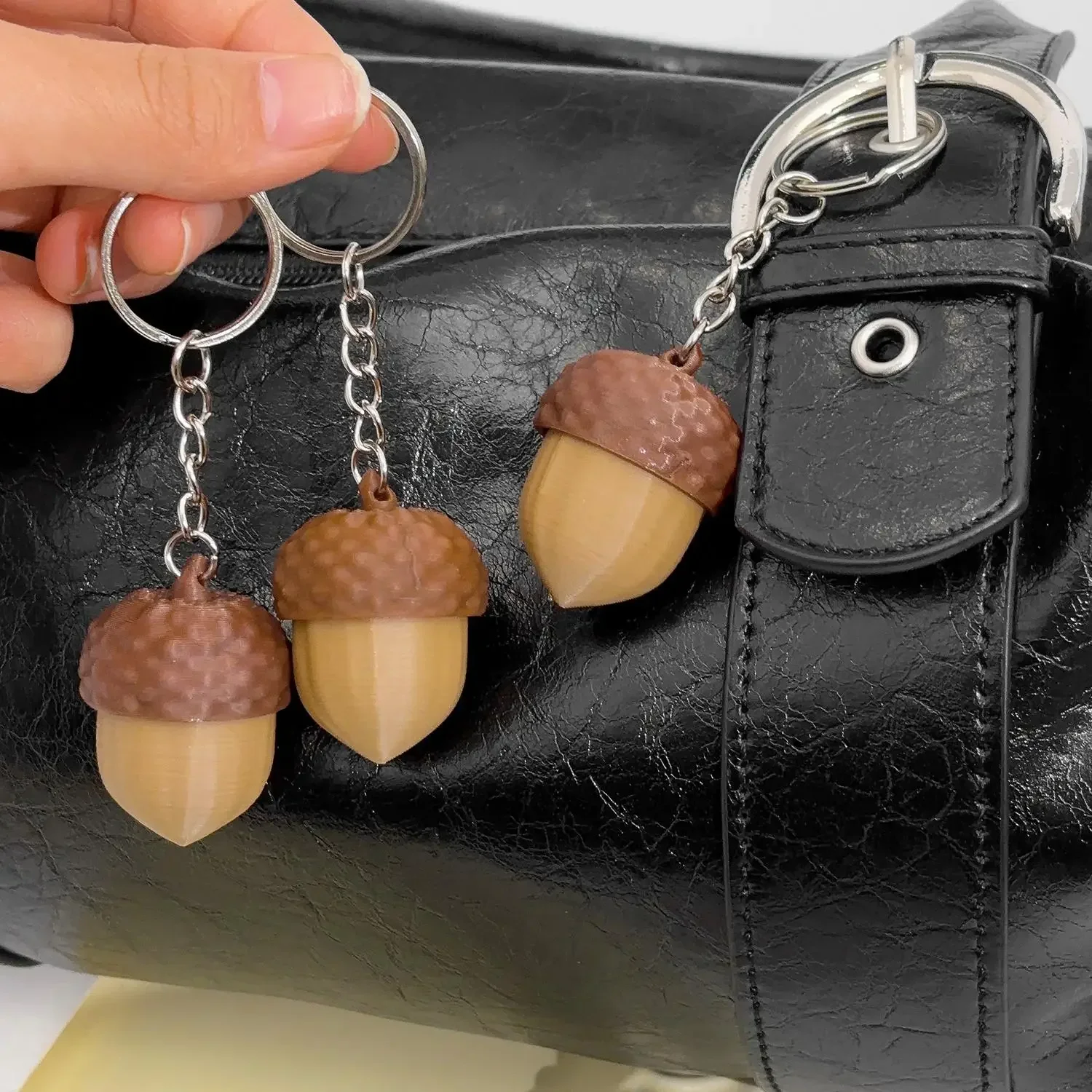 Acorn Shaped Fidget Click Keyring Nature Sensory Stress Relief Pocket Toy Pendant Keychain for Anxiety Relief Novelty Gift