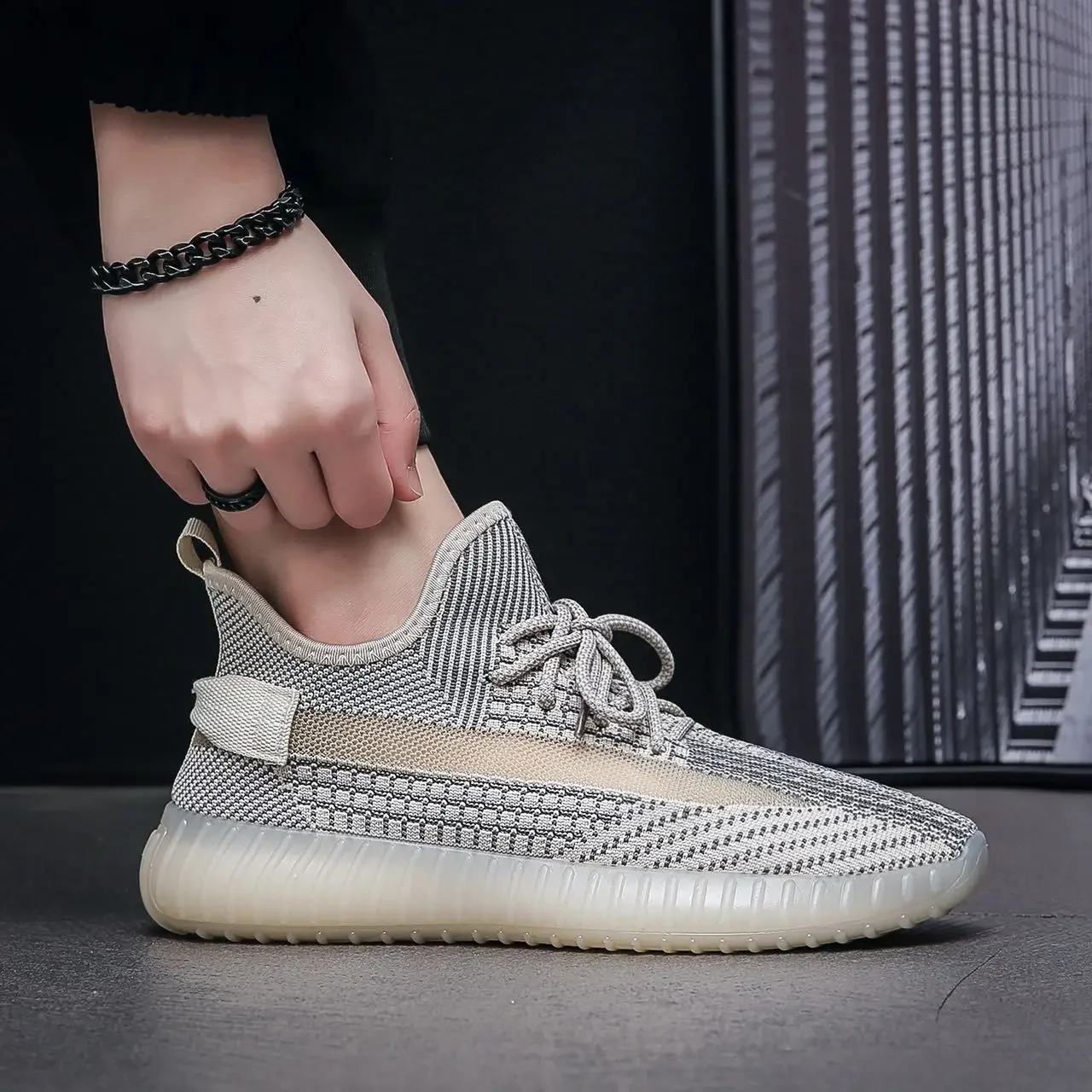 أحذية رياضية كاجوال محبوكة بنمط جديد للرجال 350 حذاء جوز الهند نعل جل خفيف للغاية حذاء جري عصري #2