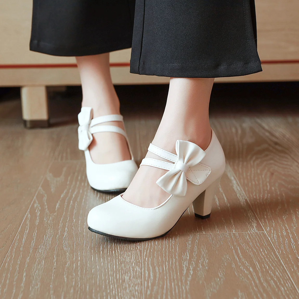 Pink Round Toe Kitten Heel Pumps with Bowknot Ankle Straps - Stylish Lolita PU Leather Chunky Shoes for Women Dance and Work