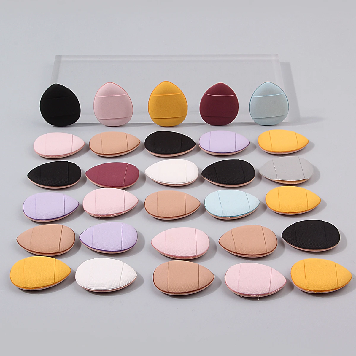 30 Uds. Soplo de polvo portátil para mezclar colores, corrector de cojín suave sin pegar en polvo, una herramienta de maquillaje