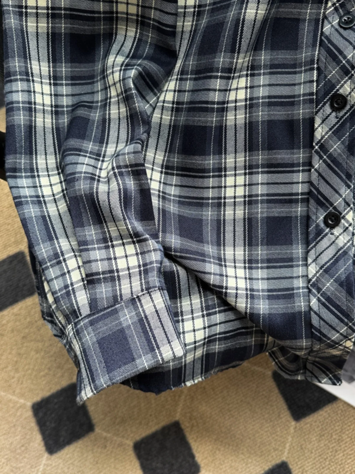 

Blue Plaid Men's Summer Lightweight Loose Sle Sun Protection irt Collar Long Sve Casual Top Faion Sensation