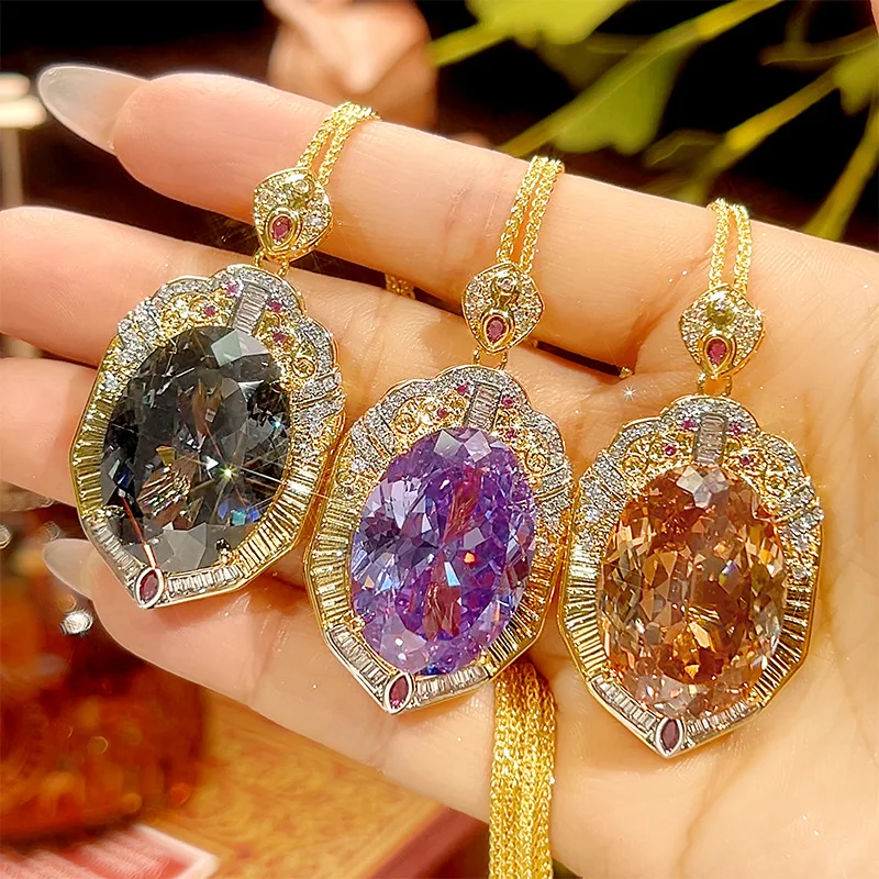 

Jewelry black-grey light luxury vintage gold pendant necklace with main stone 18*25