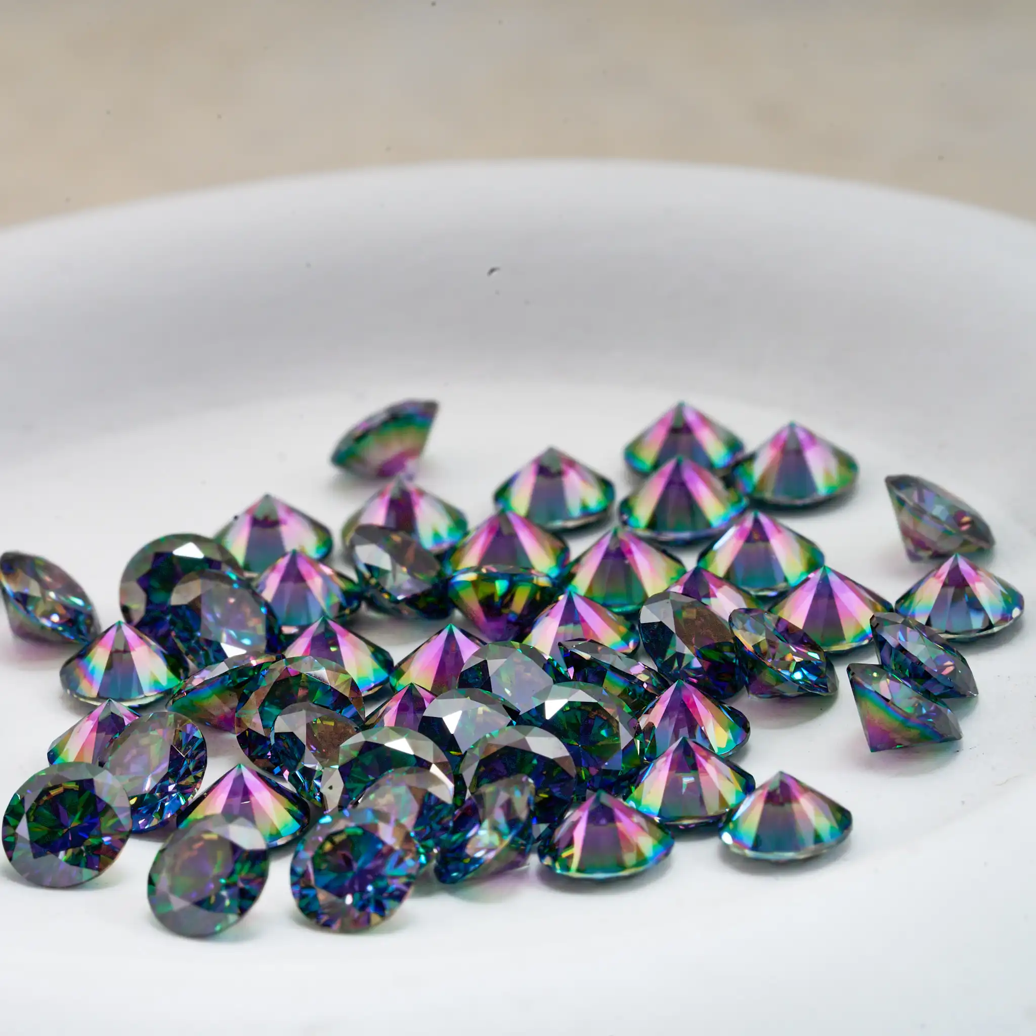 Moissanite Loose Stone Rainbow Green Round Cut Lab Grown Diamond for DIY Advanced Jewelry Making with GRA Certificate