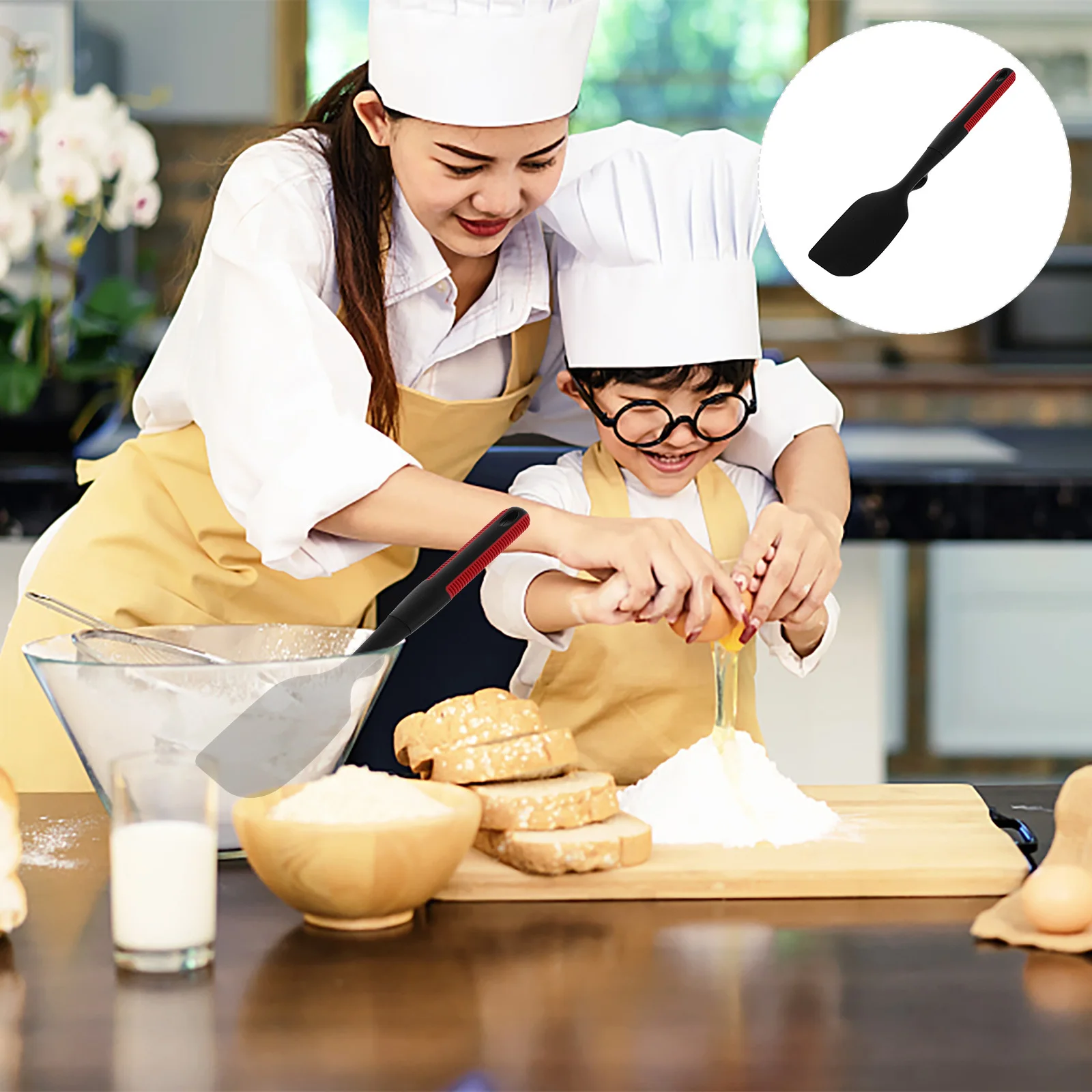 

1pc Silicone Scraper Black Comfortable Hand Feel No Burrs Strong Smooth Easy Clean Baking Tool For Cake Bread Cream