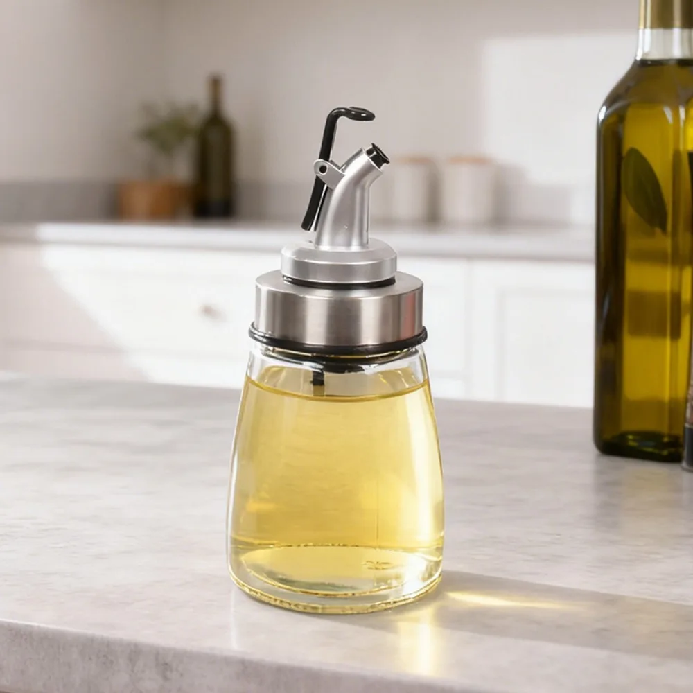 2PCS 160ML Glass Oil Bottle with Anti-drip Spout Press Dust-proof Lid Vinegar Bottle Thickened Refillable Vinaigrette Dispenser