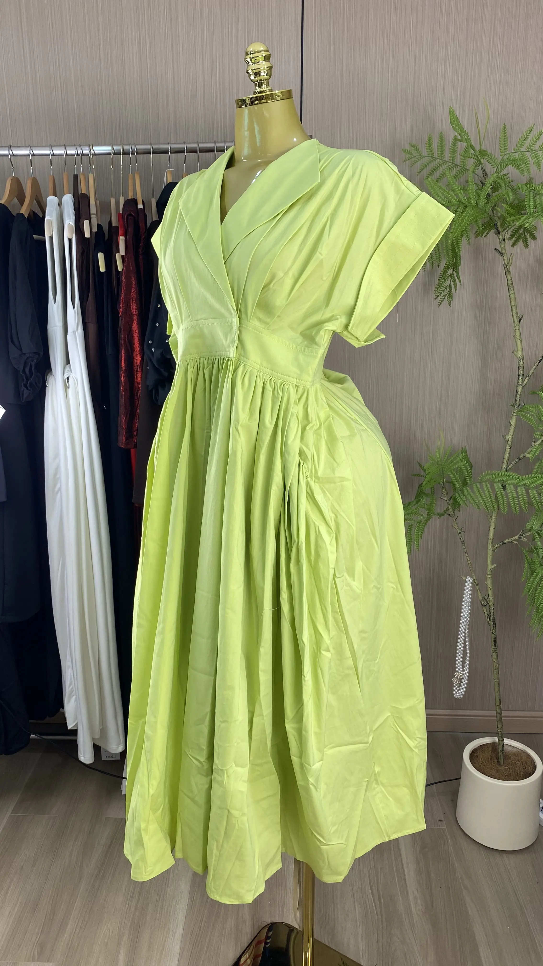 2026 Summer New Retro Woven Regular Sleeve High Waist Pleated V-Neck Plus Size Women's Dress-GZXX874