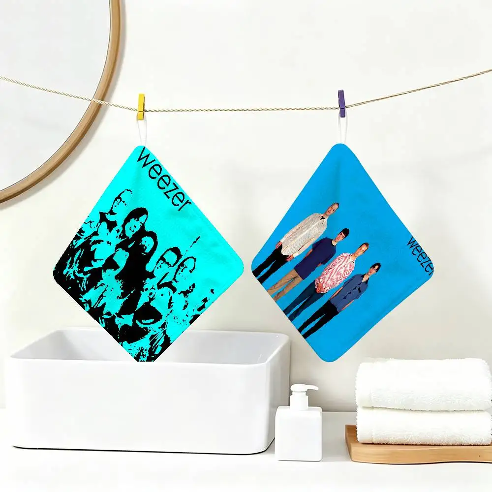 Rock Band W-Weezer Reusable Hanging Kitchen Towel, Polyester Cotton Soft Fabric for Office Home Daily Life