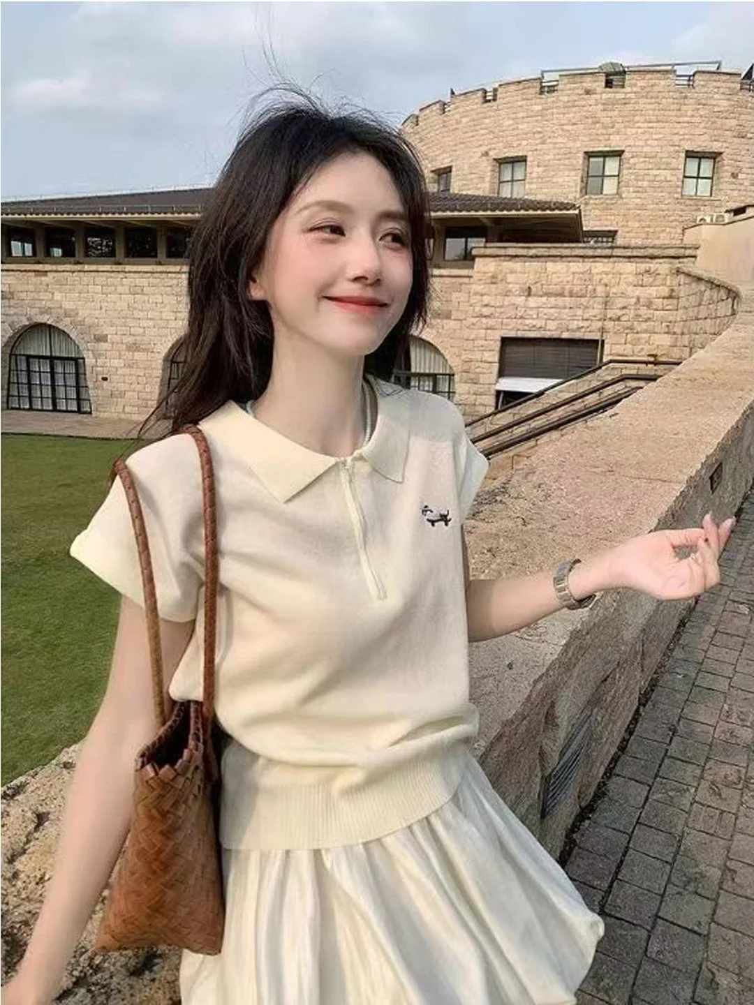 

Summer 2026 Women's Casual Ne ort Sve Knitwear Elastic Slim Fit Versatile Top f Zipper Korean Sle Commute Wind