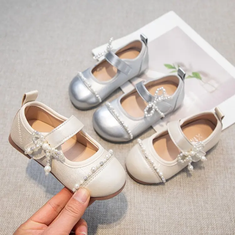 Little Girls Leather Shoes Soft Kids Mary Janes with Beading Beaded Chic Princess Sweet Simple Children Flats White for Wedding