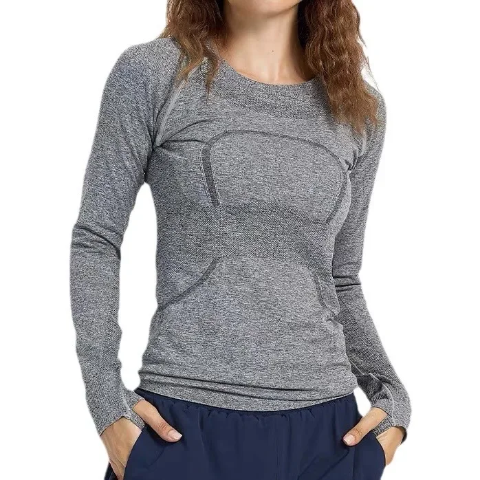 تي شيرت Lulu Sporty بأكمام طويلة من Swiftly Tech للسيدات لليوجا بقصة ضيقة ومريحة للتنفس ورقبة دائرية وأكمام طويلة من أصل الصين
