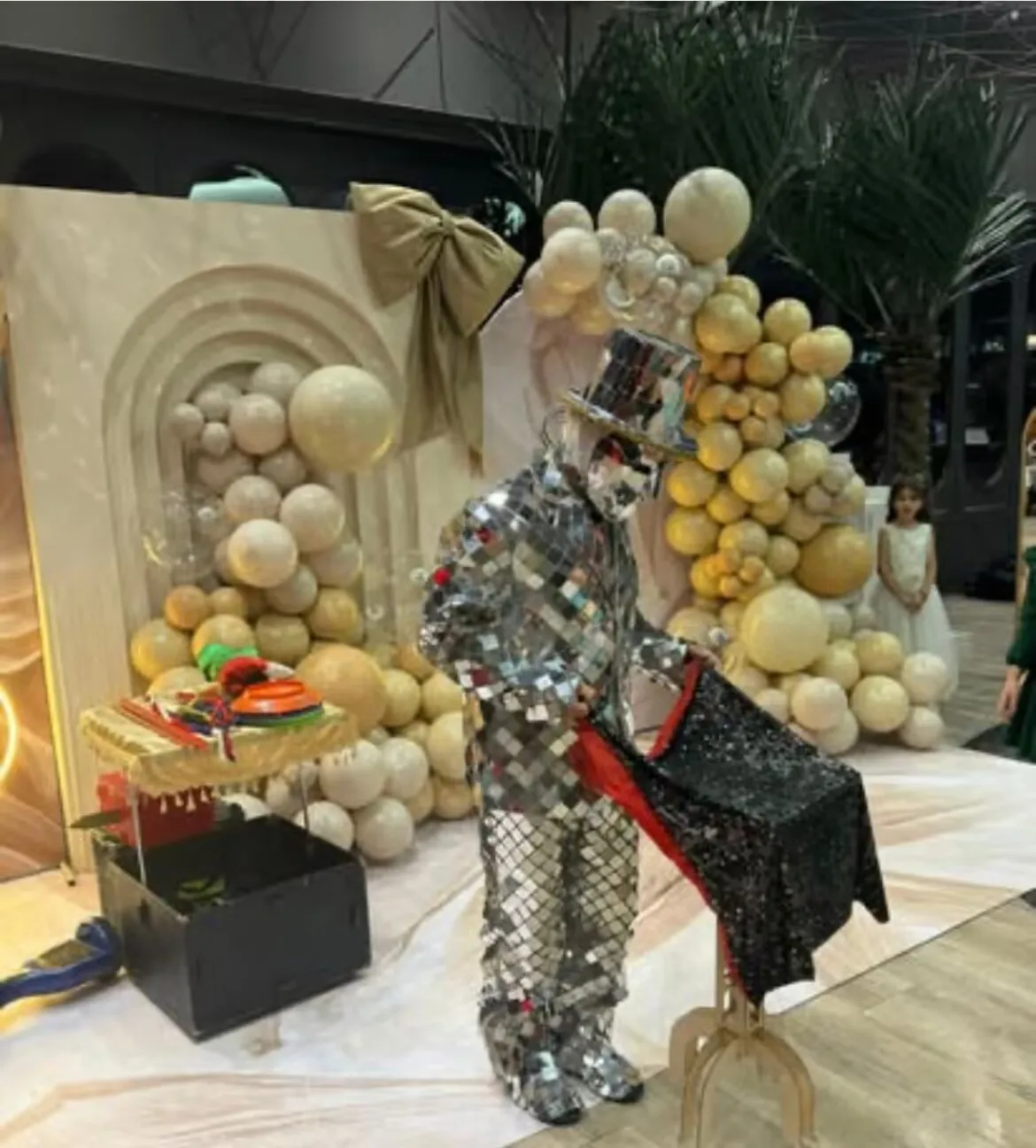 Abito da uomo Magic Show Performance sul palco di lusso Specchio acrilico quadrato da uomo vestito da uomo abbigliamento da spettacolo per feste