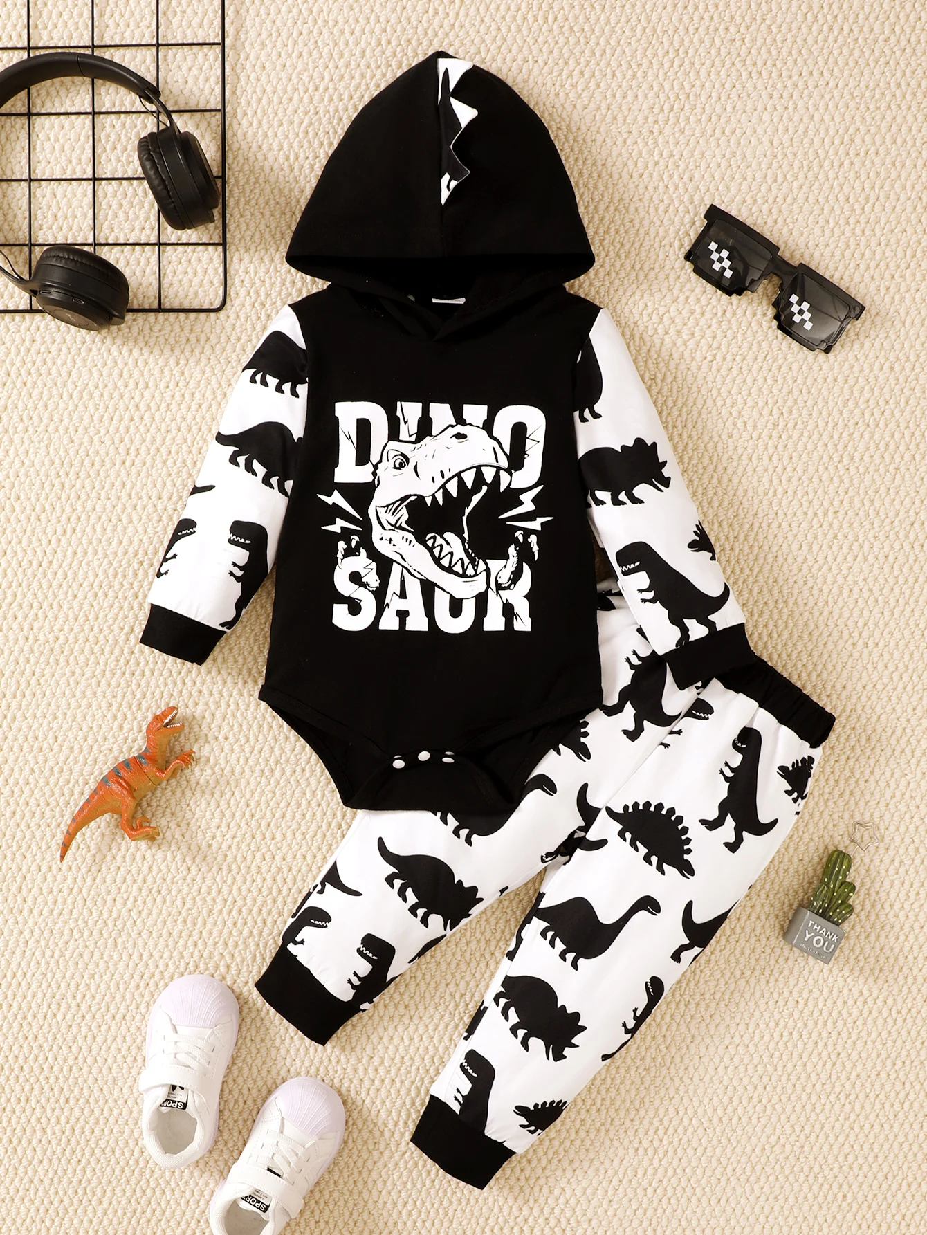 

Winter 0-1 Years Old Infant Baby Boys Dinosaur Print Long Sleeved Hooded Sweatshirt Casual 2-Piece Set