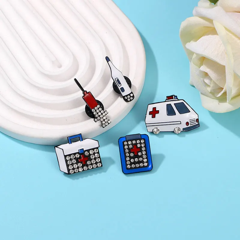 Pretty Medical Supplies Theme Crystal Pins Thermometer Ambulance Syringe Medkit Shaped Enamel Brooches For Doctor Nurse Jewelry