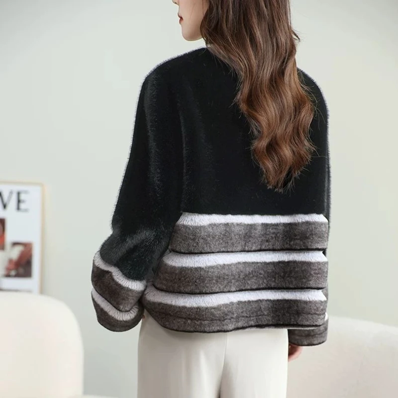 

2024 Winter New Mink Hair Spell Environmentally Friendly Fur Coat Women's Short Fashion Gold Mink Coat