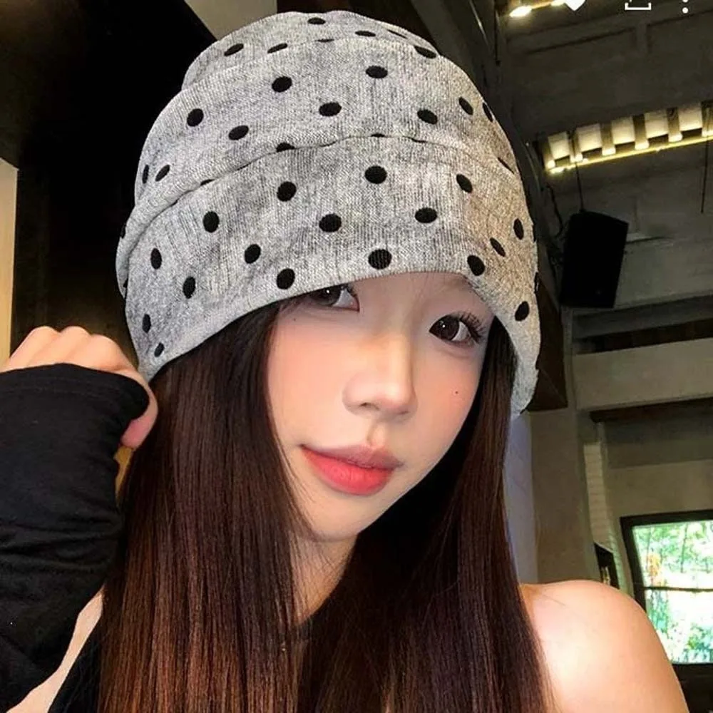 Retro Polka Dot Beanie Soft Y2K Vintage Pullover Hat Comfortable Versatile Slouchy Skull Cap Autumn Winter Trips