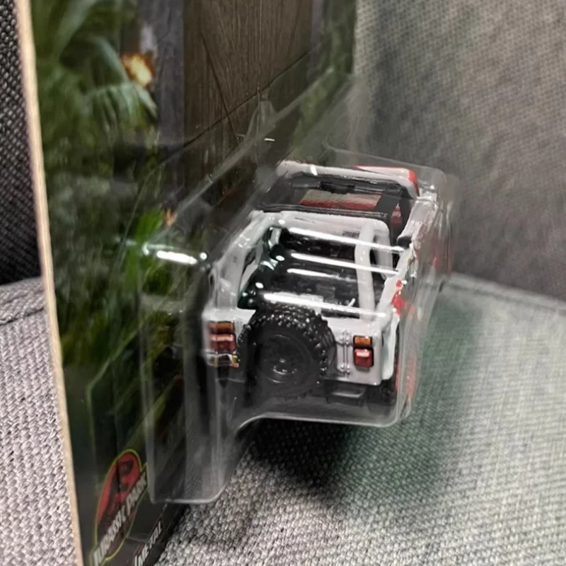 Hot Wheels Premium 2025 Cultura Pop Hotwheels 2025 1/64 Modelo de Carro Crianças Brinquedos Jurassic Park Jeep Wrangler Sahara Menino Crianças Brinquedos