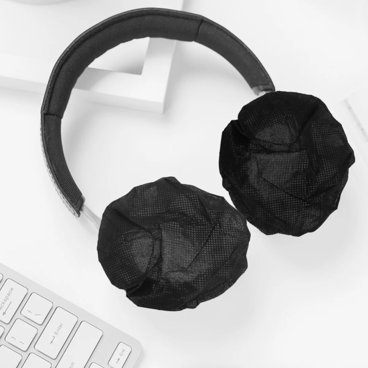 

100Pcs Headphone Sleeve Non-Woven Breathable Covers for Sanitary Protection Fits Most Headsets Comfortable Lightweight Easy to
