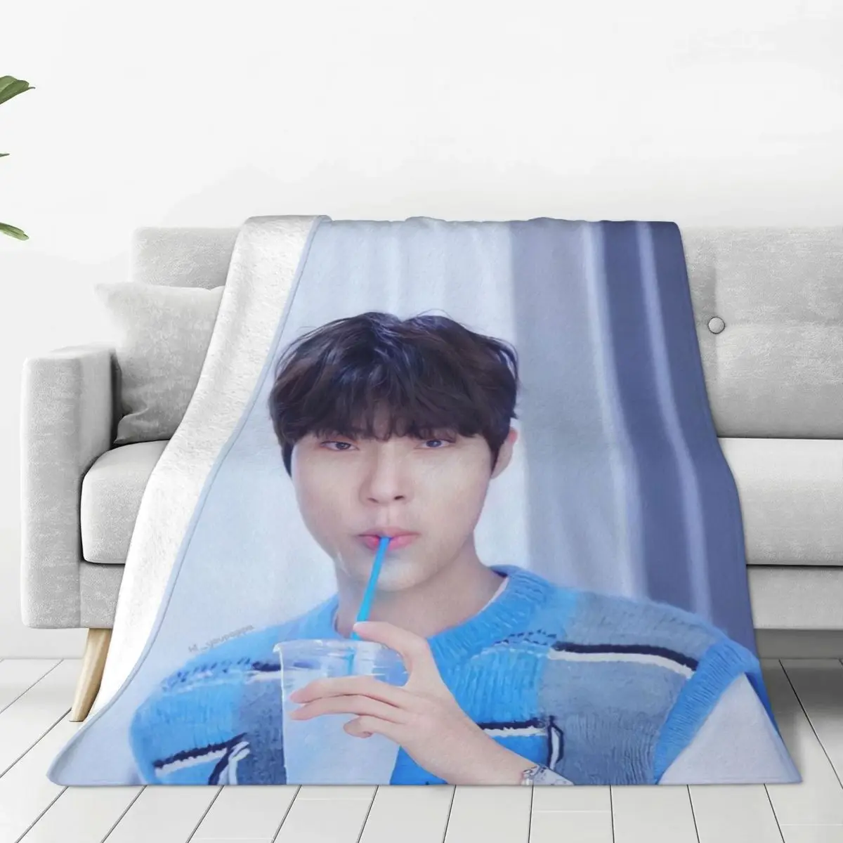 Hwang In Yeop Blanket Sofa Bedroom Bed Home Office Nap Blanket Car Travel Picnic Blankets Gift