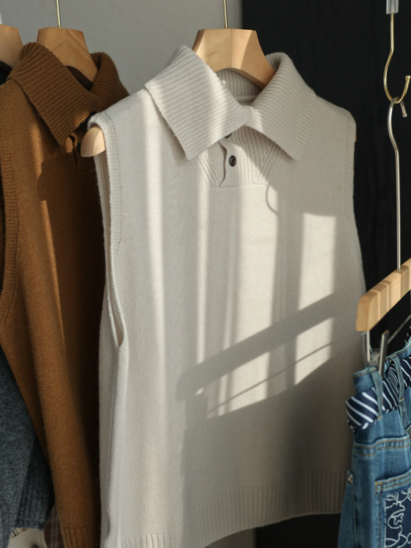 Faionable Comodo maglione lavorato a maglia Gilet da donna Stratificazione sopra la testa Sle Dimagrante Top alla moda Comodo gilet Top