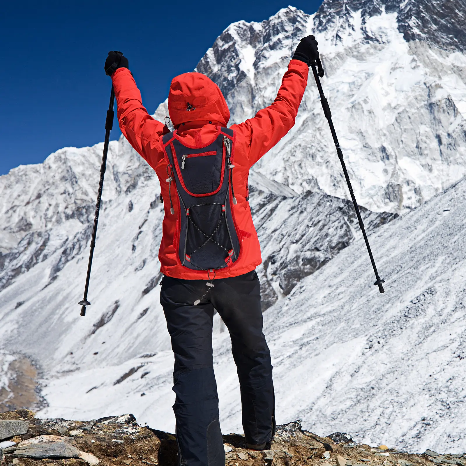 

Lightweight Hiking Backpack 20L Water Bladder Compatible Outdoor Travel Backpack for Cycling Running Mountaineering Men Women