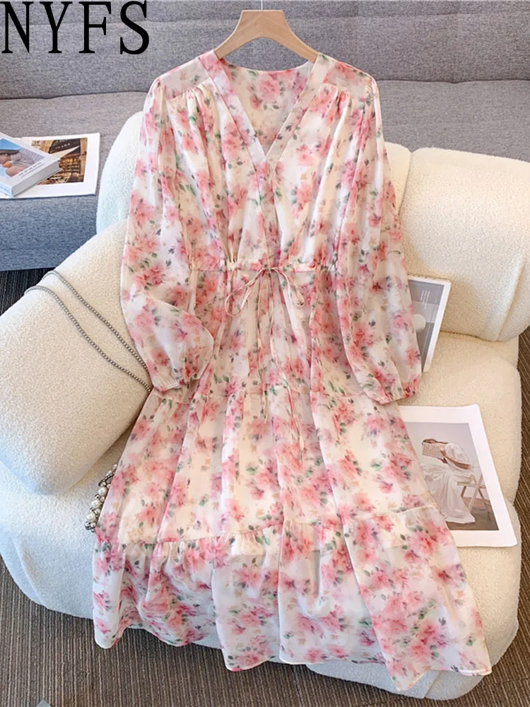NYFS 2025 Primavera Estate Nuovo Abito da donna floreale in chiffon rosa Abiti Robe Elbise Allentato Plus Size Abito lungo con scollo a V a vita alta