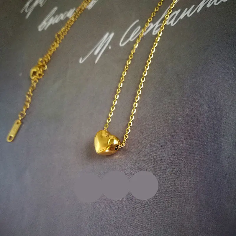 

Stainless Steel Love Heart Pendant Necklace For Women 2024 New Trendy Temperament Simple Neck Chain Jewelry Gift Choker