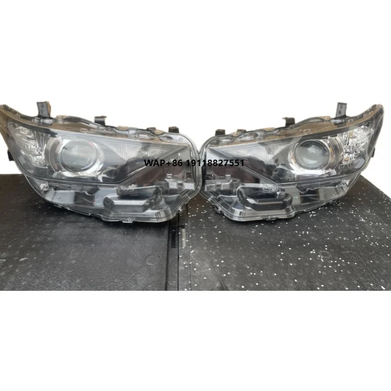 

Suitable for Corolla AURIS Headlights. Original Halogen Headlights for 2015 - 2018