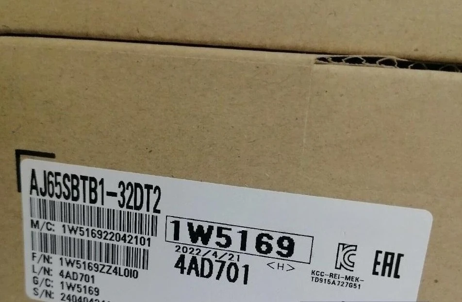 

Brand New Original AJ65SBTB1-32DT2 AJ65SBTB1-32DT3 plc module Fast Delivey