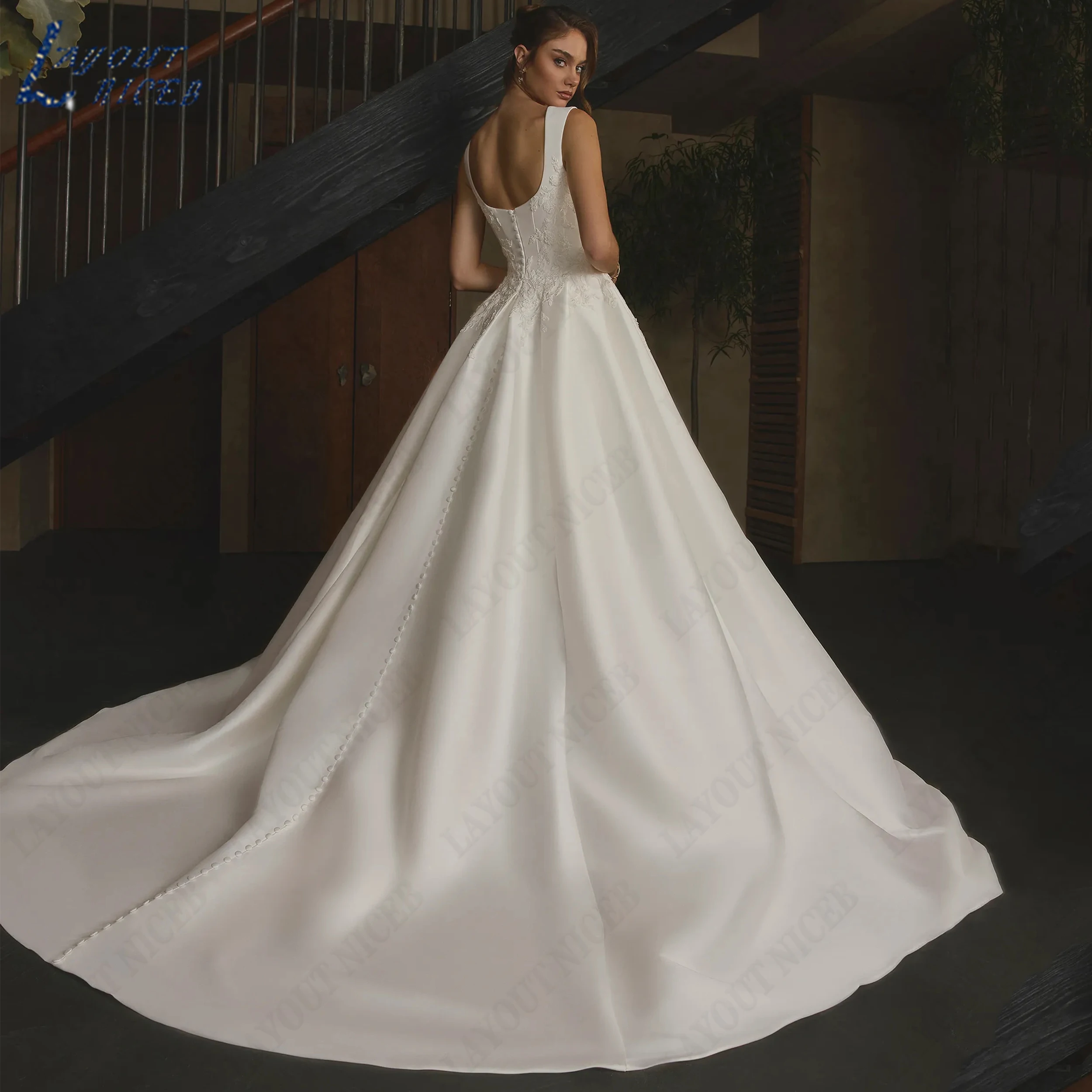 LAYOUT NICEB Customized Sleeveless Square Collar Wedding Dress Satin A‑Line Bridal Gown Lace Applique Gowns For Bride Luxury