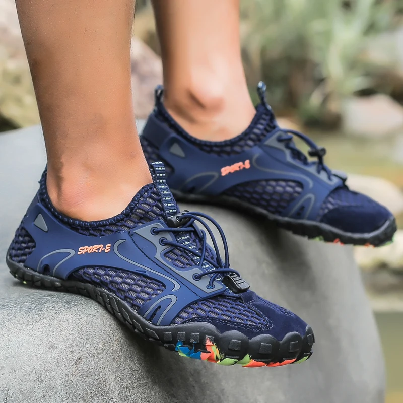 أحذية مائية سريعة الجفاف تسمح بتنفس الهواء للرجال والنساء ، في الهواء الطلق ، الشاطئ ، السباحة ، المشي لمسافات طويلة ، الخوض في أحذية رياضية المنبع ، خمسة أصابع