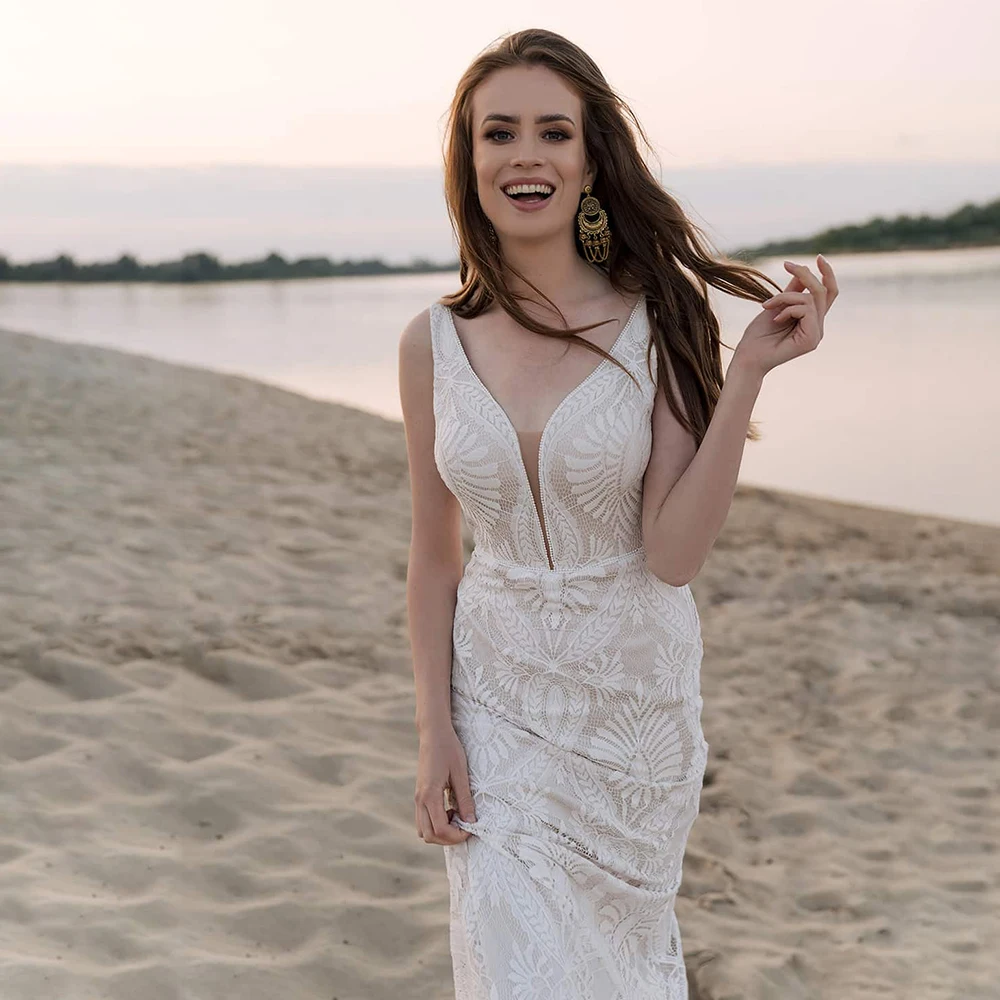 Vestido de novia bohemio con escote en V pronunciado para exteriores, vestido de novia personalizado de playa Hippie sin espalda festoneado de talla grande