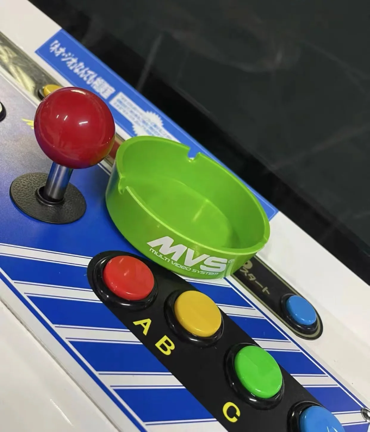 cigarette holder gaming Arcade Themed Ashtray for Decoration Vintage Gaming Style Cigarette Holder