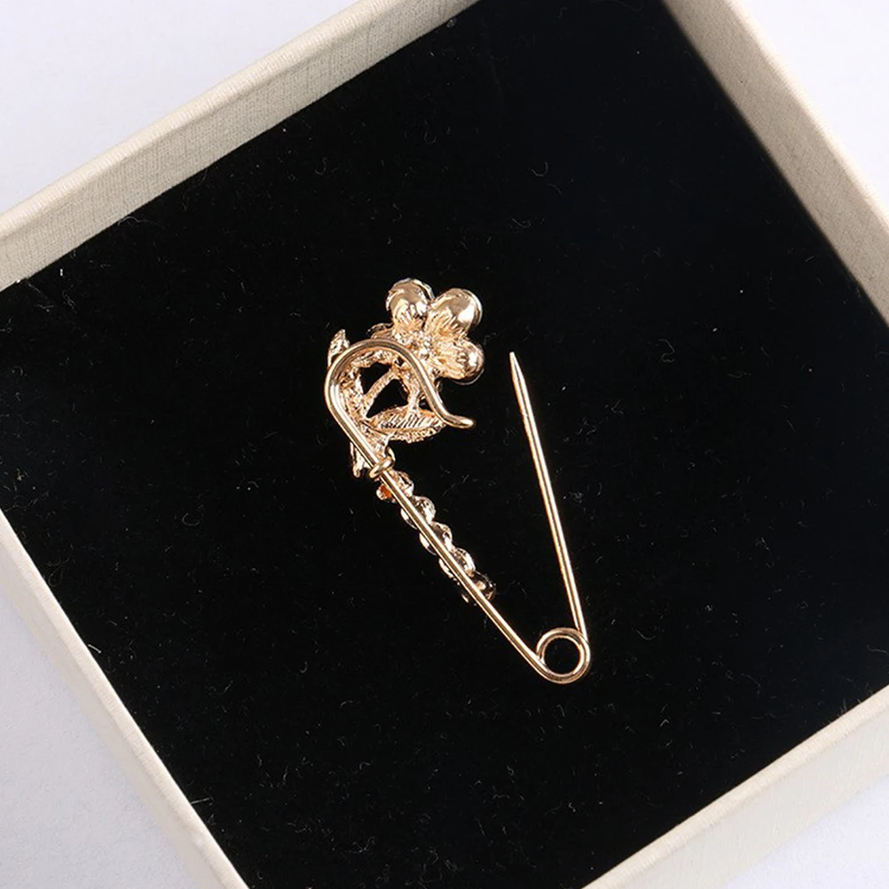 

8pcs Rhinestone Breast Sweater Brooch Clothing Decor Accessory Chic Stylish Safety For Daily Party Wear Decorative Brooch Pin