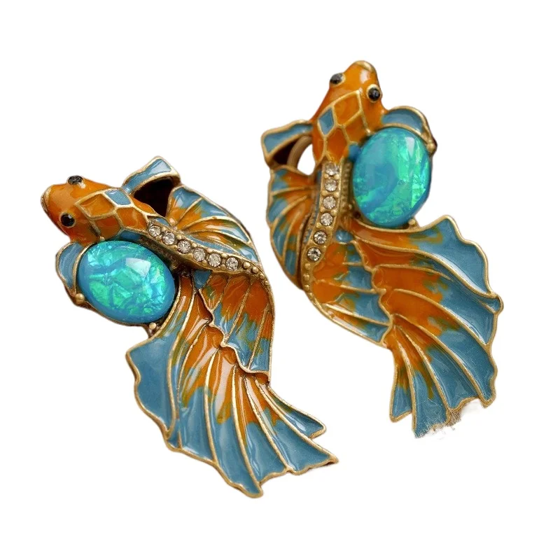 

High-end hand-painted enamel koi stud earrings 925 silver needle design high-end earrings
