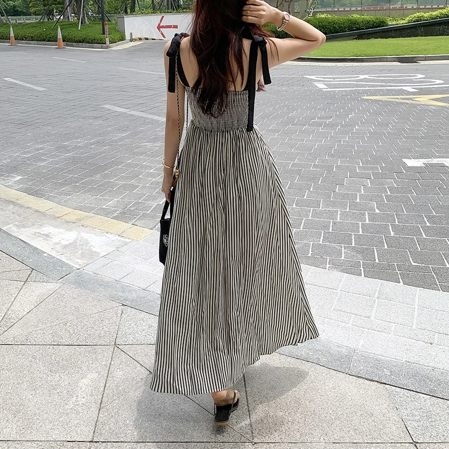 REALEFT Vintage Striped Strapless Women's Long Dresses Pockets 2025 New High Waist Casual Loose Bow A-line Tank Dress for Womens