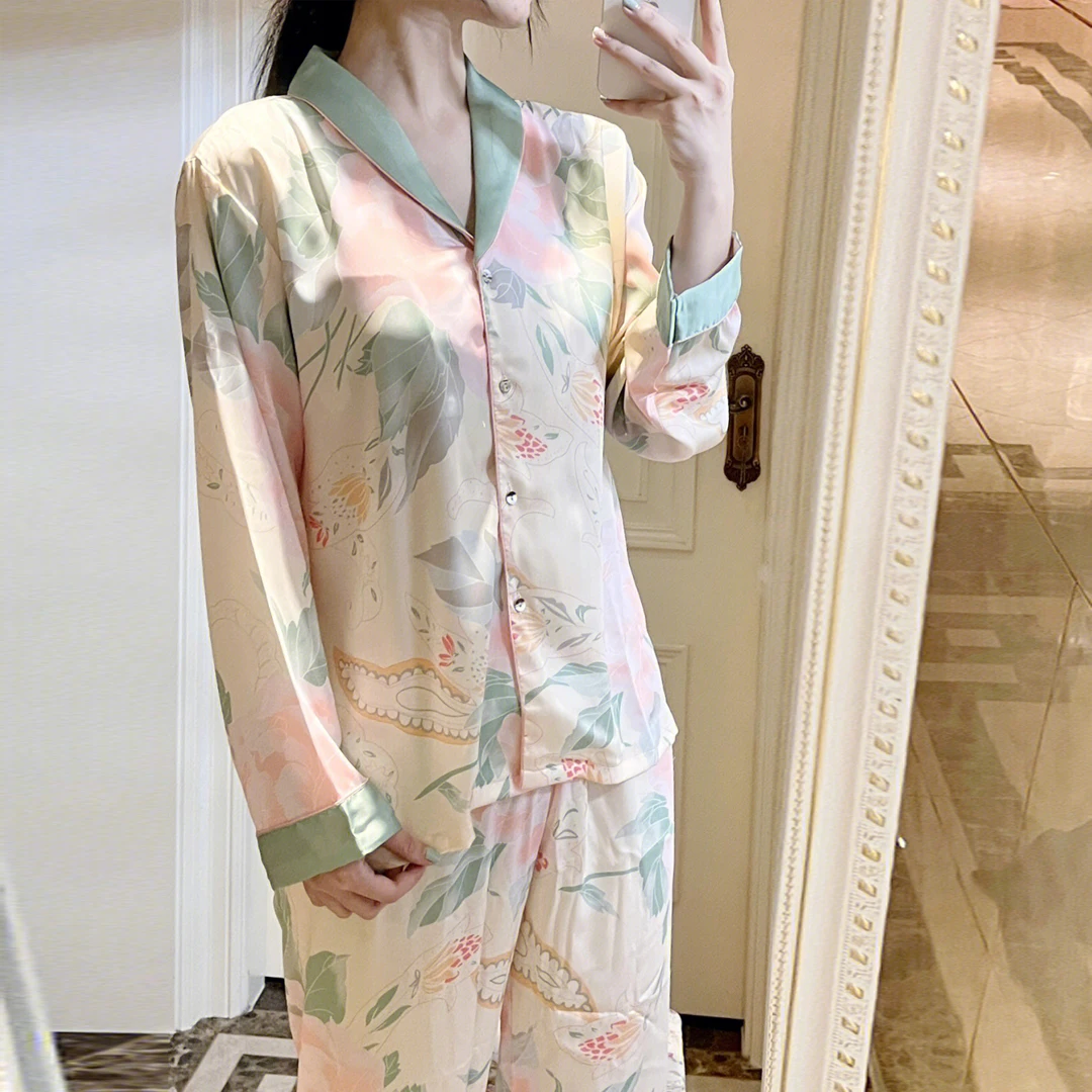 Summer Silk Ice Silk Women's Pajamas Long Sleeve Set Household Set Thin cardigan Small lapel Oil Painting Sweet Casual Silk