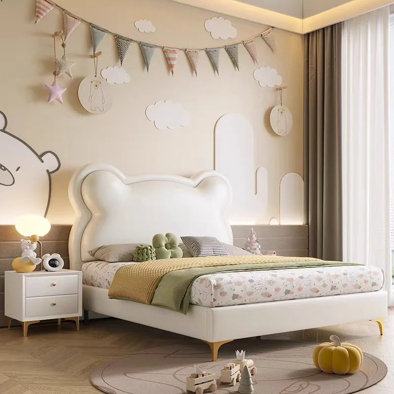 Newly Designed Solid Wood Children's Bed in a Cute Bear Shape, Modern Bed for Home, Popular Children's Bedroom Set.