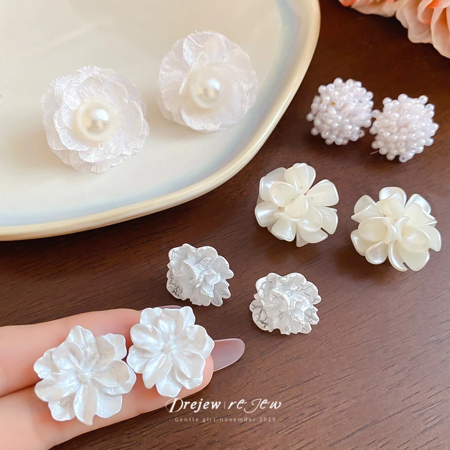 DREJEW 925 Silver Needle Pearl Flowers Fashionable Earrings Sweet Temperament Earrings Niche Design Jewelry Sets (10pcs)