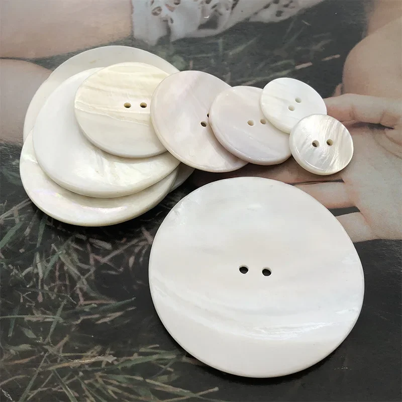 Excellent Natural White Mother of Pearl 2-holes Flatback Button Apparel Sewing Supply Crafts DIY Shirt Sweater Scrapbook Decor