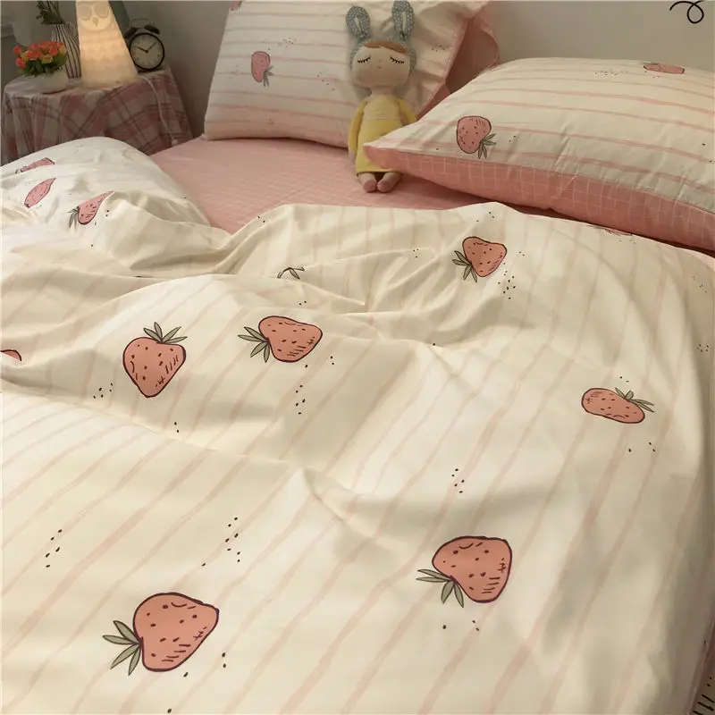 INS Korean Strawberry Rabbit Bedding Set Simple Flowers Quilt Cover Flat Sheet Adult Children Girls Kawaii Bed Linen Pillowcases