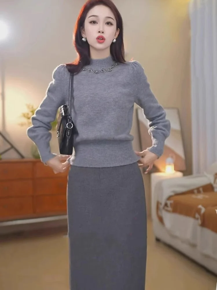 

Ele Pure Color Long Sve Women's Knitwear Diamond-Embedded Design Crew Ne Base irt Faionable Simple Sle