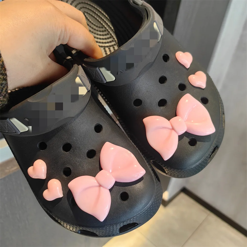 Clog Shoe Charms Pink Black Bow Heart Y2K Girl Decoration Clip for Sandals Slippers Resin Sturdy Portable Lightweight
